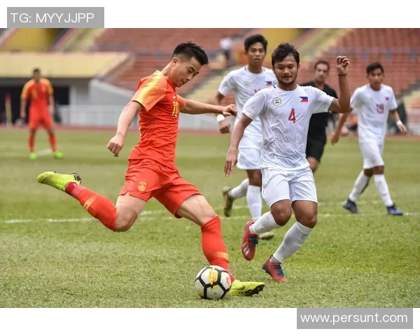 激情四溢的奥运会足球比赛展现运动员拼搏精神与团队合作的完美结合